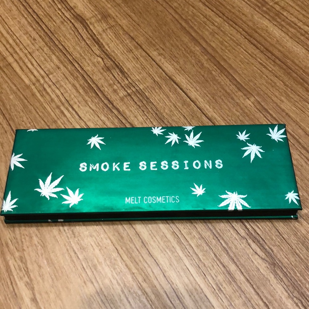AUTHENTIC MELT SMOKE SESSIONS PALETTE